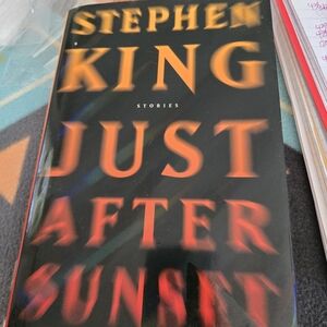 Stephen King 'Just After Sunset' Hardcover Book